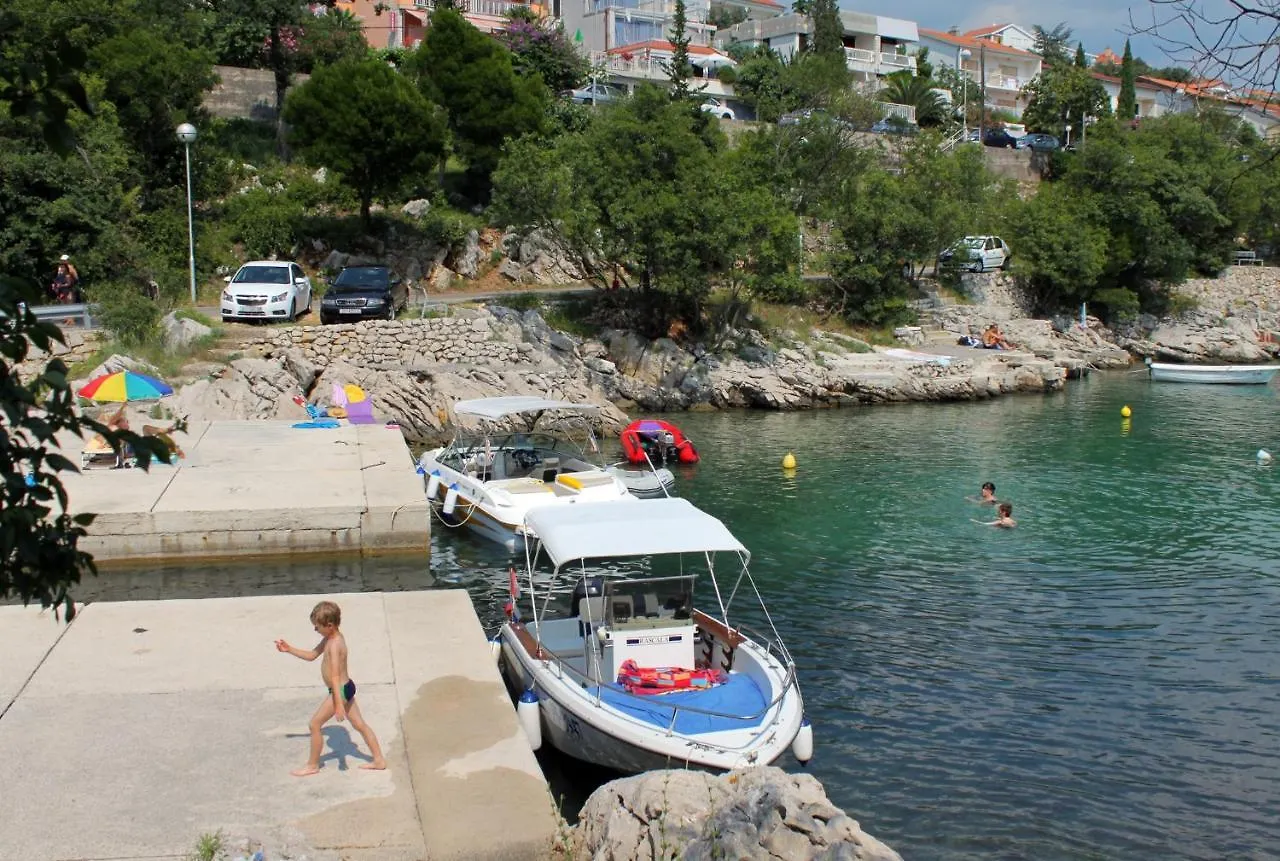Studio Dramalj 5519B 0*,  Croatia